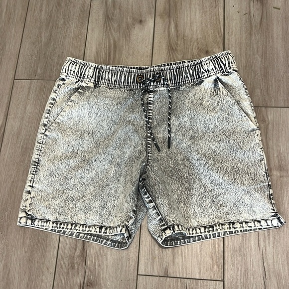 Pit Viper Other - Pit Viper Large Acid Wash Denim Short